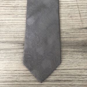 Vintage Pietro di Como Silver Paisley Tie 100% Silk Standard Regular VTG